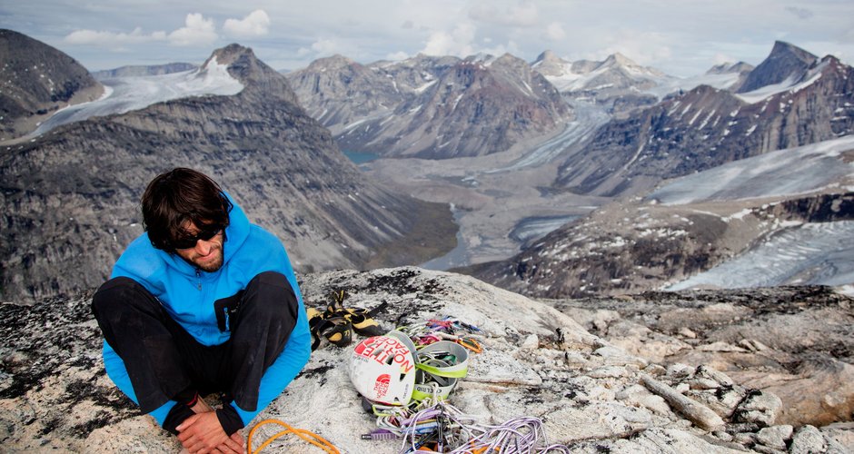 Hansjörg Auer auf dem White Wall Gipfel; Bild (c) Matteo Mocellin / The North Face