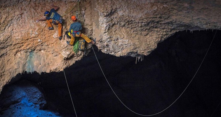 Stefan Glowacz climbs in the Cave, Cave Majlis Al Chinn, Oman on March 03th, 2014 Copyright: Klaus Fengler/ Stefan Glowacz GmbH