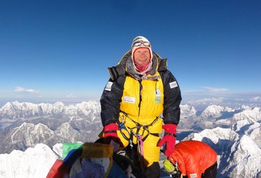 23.5. 6.15 - auf dem Gipfel des Everest