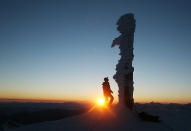 Everest Back to the Roots