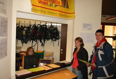 Aurüstungsverleih und Kletterkurse