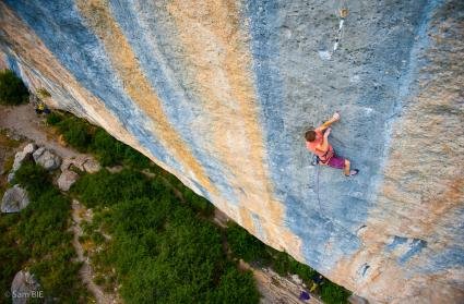 Enzo Oddo in Biographie 9a+ © Sam Bié /Petzl