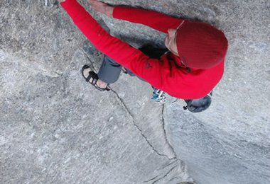 Arctandria | Hansjörg legt Zwischensicherung kurz vor der Crux , Photo: (c) Marten Blixt