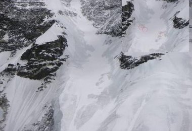 Tschechen am Wandfuss im Aufstieg zu ihrem Lager I - Everest Nordwand