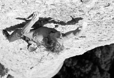 Mich Kemeter in "Un Poco Loco", 8b (c) Harry Larkins