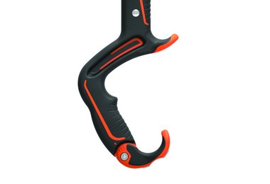 Petzl Ergonomic 2018 - Der stark abgewinkelte untere Griff erhöht den Komfort beim Halten und bietet eine bessere Unterstützung in extrem schwierigen Passagen.