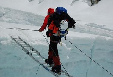 Balance Akt kurz vor Lager II; Foto © G.Kaltenbrunner