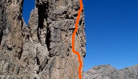 CAMPIDELL - TURM MIT EINGEZEICHNETER ROUTE