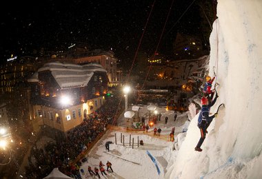 Über 1.000 Zuschauer ließen sich die Action in Bad Gastein nicht entgehen.