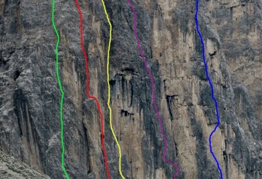 Die Nordwand des östlichen Meisulesturm mit den Routen.