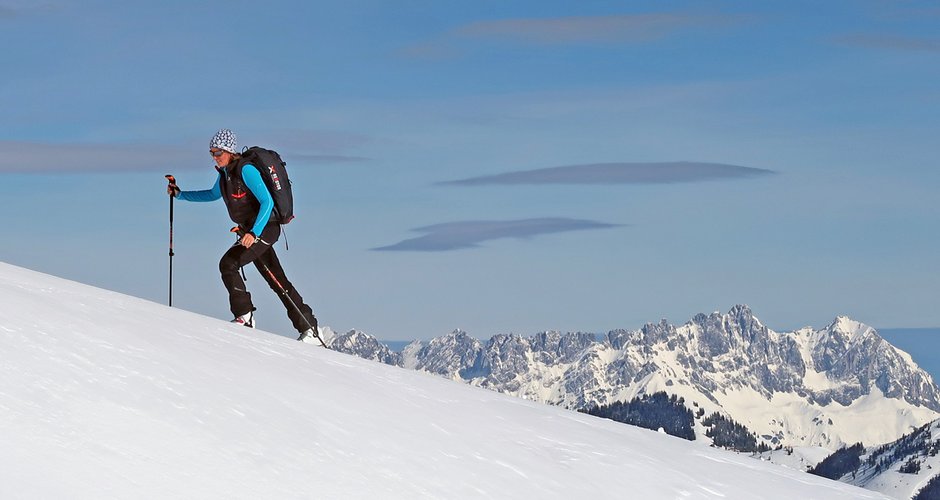 Beim Aufstieg mit dem Arva Ultralite 25 (Modell Winter 19/20)