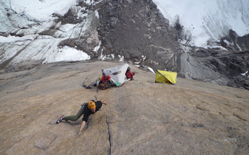 Stephane Hanssens in der 5 Sl von The Belgarians (5.13/A1) © Nico Favresse