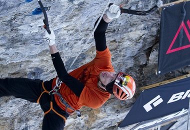 Ice Climbing Festival Kandersteg 2012 

Text: Nicole Räber

Bilder sind von Andrea Badrutt (Chur)