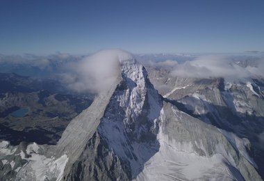 Matterhorn mit Furggengrat, Hörnligrat und Zmuttgrat (c) Samuel Anthamatten
