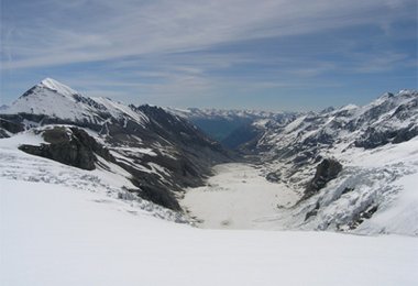 Die Pasterze im Juni 2004, hier lag für die Jahreszeit noch sehr viel Schnee