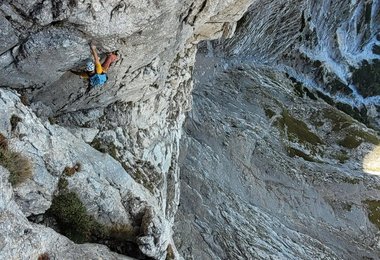 Rosskuppe direkte Nordverschneidung, im schwarzen Kamin (c) Benedikt Karner 