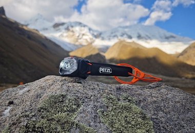 Die Petzl Swift RL mit der Reactive Lightning Funktion