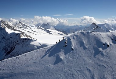 ....sicher den Gipfelgrat.