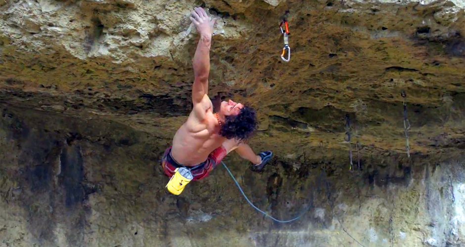 Adam Ondra klettert 8c+ onsight