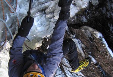 Joggl Steinhauser in der 5ten Seillänge