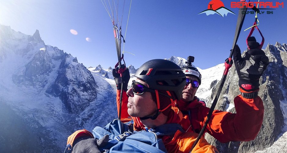 Dani Arnold und Micheal Kräftner auf dem Weg zum Einstieg (c) Micheal Kräftner / bergtraum.at