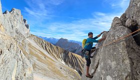 Dritte Seillänge der Schöpfung - Ausstieg aus dem Riss; Foto: Simon Schöpf