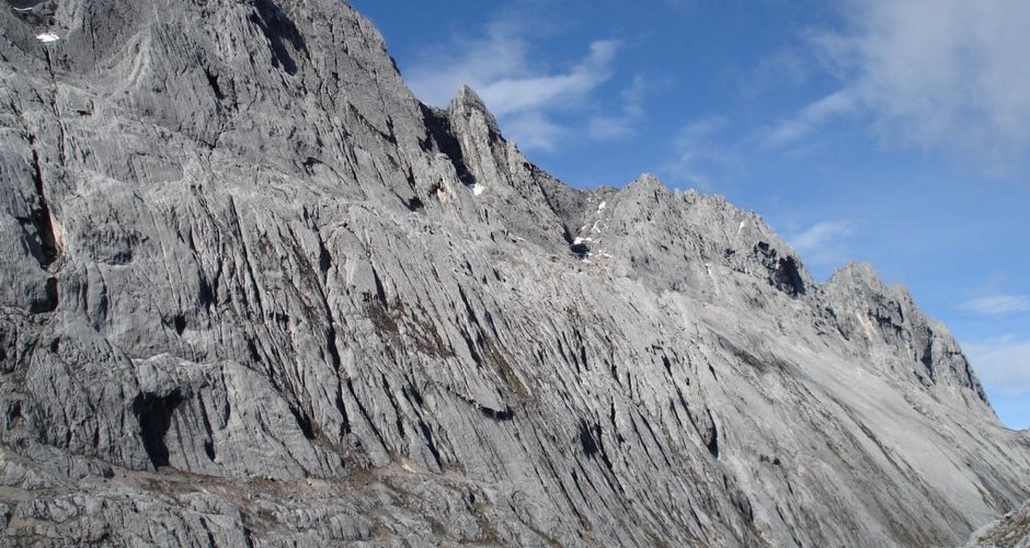 Nordwand der Carstensz Pyramide