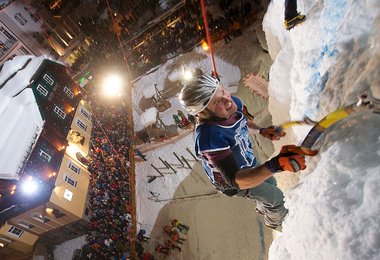 Zähne zusammenbeißen hieß es auf den letzten Metern vor dem Überhang.