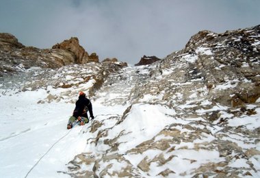 Louis Rousseau im schwierigen Gelände am Hidden Peak