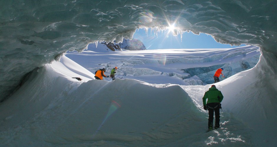 Gletscherhöhle am Pitztaler Gletscher - aber wie lange noch?