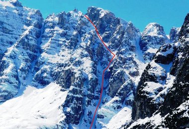 Die Nordwand des  Monte Cristallo mit der "Staunies Rinne"