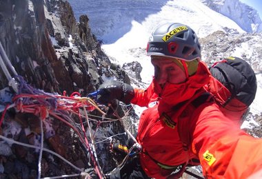 Denis Urubko bei seinem ersten Winterbesteigungsversuch am K2 im Jahr 2018 (c) CAMP