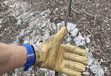 Die Finger beim Petzl Cordex Plus Klettersteighandschuhe  sind komplett umschlossen und das ist gut so!