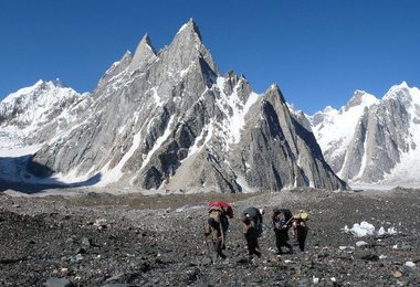 Namenlose Gipfel kurz vorm Concordia-Platz