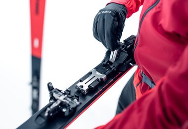 Die automatische Steighilfe der Atomic Autoclimb Pin-Bindung