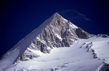 Die Gipfelpyramide des Gasherbrum II