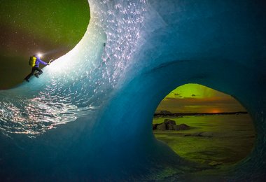 Climbing Ice - The Iceland Trifecta (c) Tim Kemple