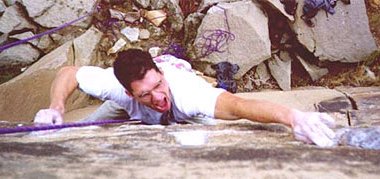 Mike klettert in "Colonoscopy" 5.13a/b, Table Rock