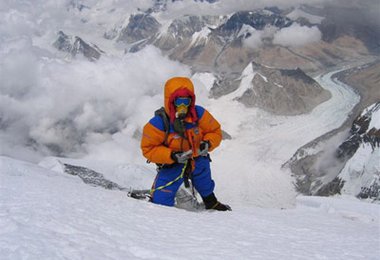 Paul Koller am Gipfel des Mt. Everest 8850 m Foto copyright by Fritz Klausner/St. Johann i.T.