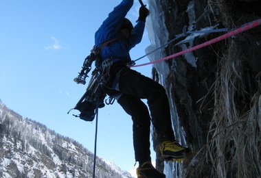 Hans Zlöbl in der 2ten Seillänge