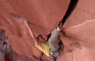 Video: Alex Honnold sending in Indian Creek 