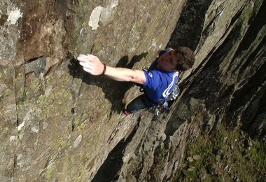 Ricky Bell in der Crux ein Seit-Dynamo  seiner Neutour in Fairhead Northern Irland © posingproductions