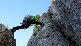 4. Seillänge: Spreizschritt in die steile Wand (c) Dieter Herfert