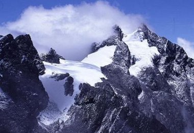 Alpinmaterial gesucht - Aktion "Ruwenzori-Hilfe 2005"