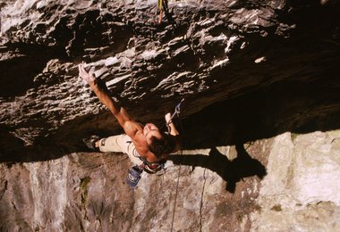 Armin Buchroithner  klettert „Lovebox“ 8c+