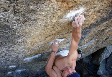 ... Zug zur sehr kleinen Leiste - genau ansetzen ist essentiell ...