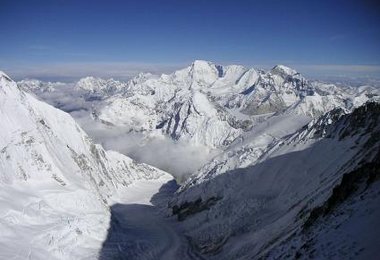 Blick hinaus durchs Western Cwm; Foto © R.Dujmovits