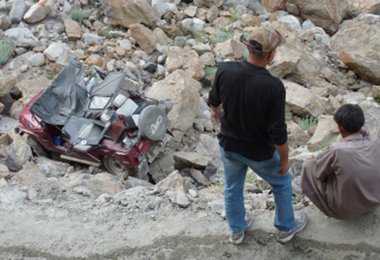 Unser Jeep mit Fahrer und unserem Begleitoffizier Foto: Gerlinde Kaltenbrunner