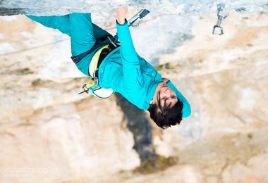 Barbarba Raudner in Mind Control 8c+ (c) Claudia Ziegler