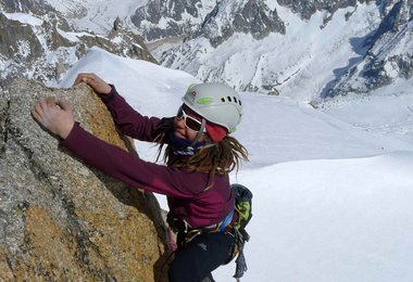 DAV-Expeditionskader beim Mixedklettern in Chamonix